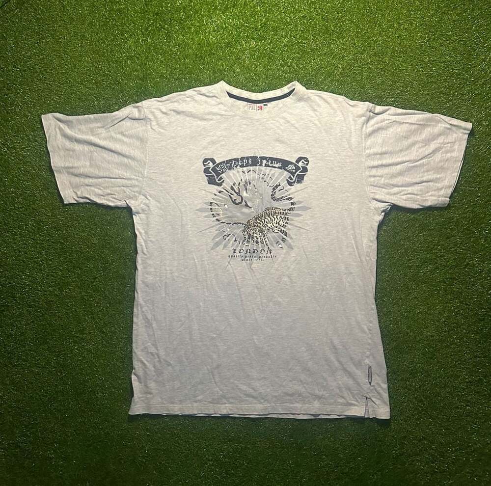 Y2K 2000s Pepe Jeans London Graphic T-Shirt Gray Tiger Print